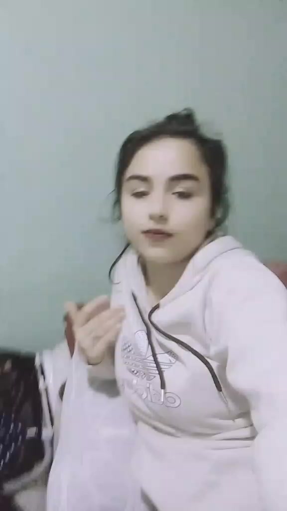 @Nazlı demir
