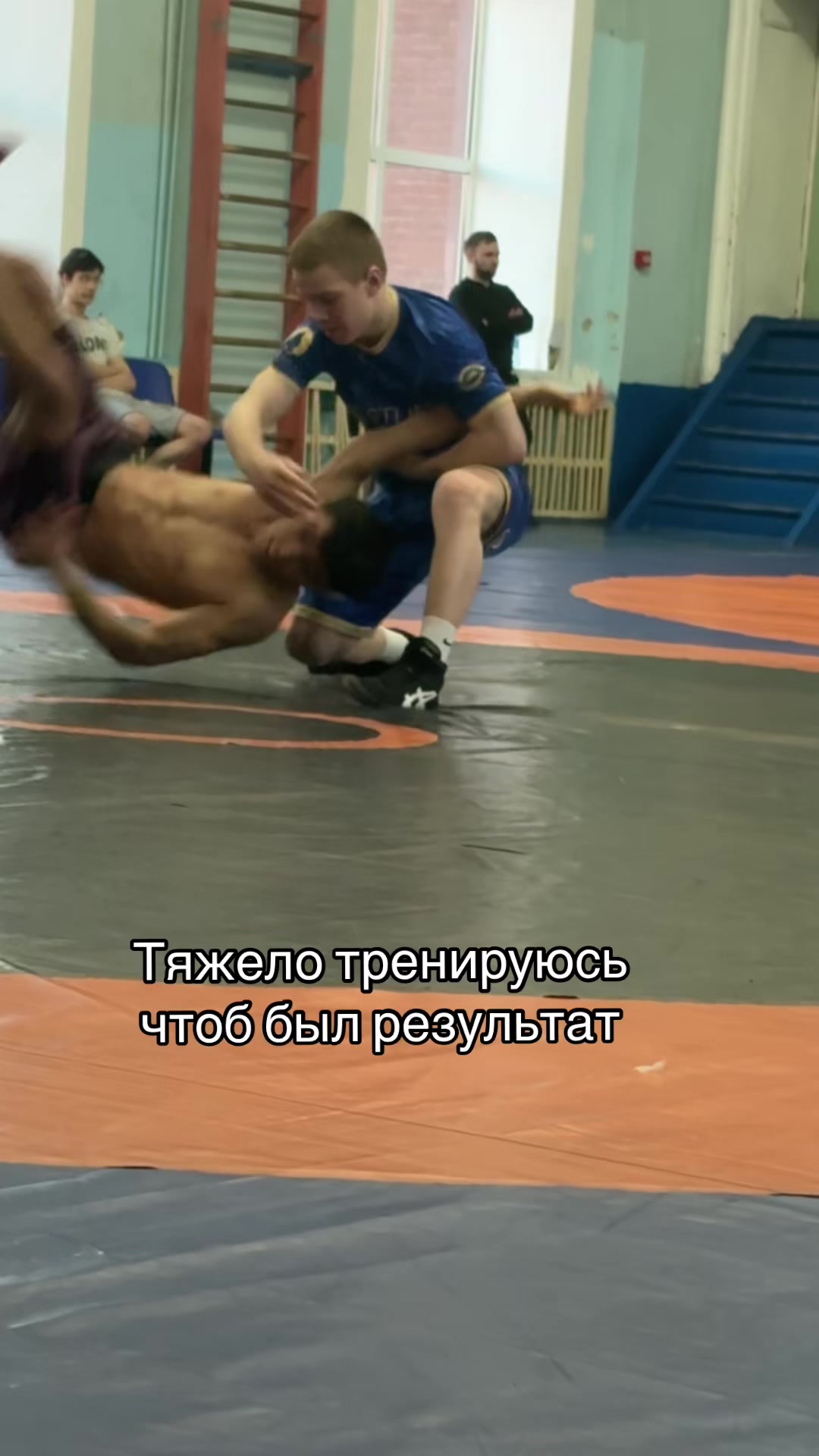 @Kivalo_52