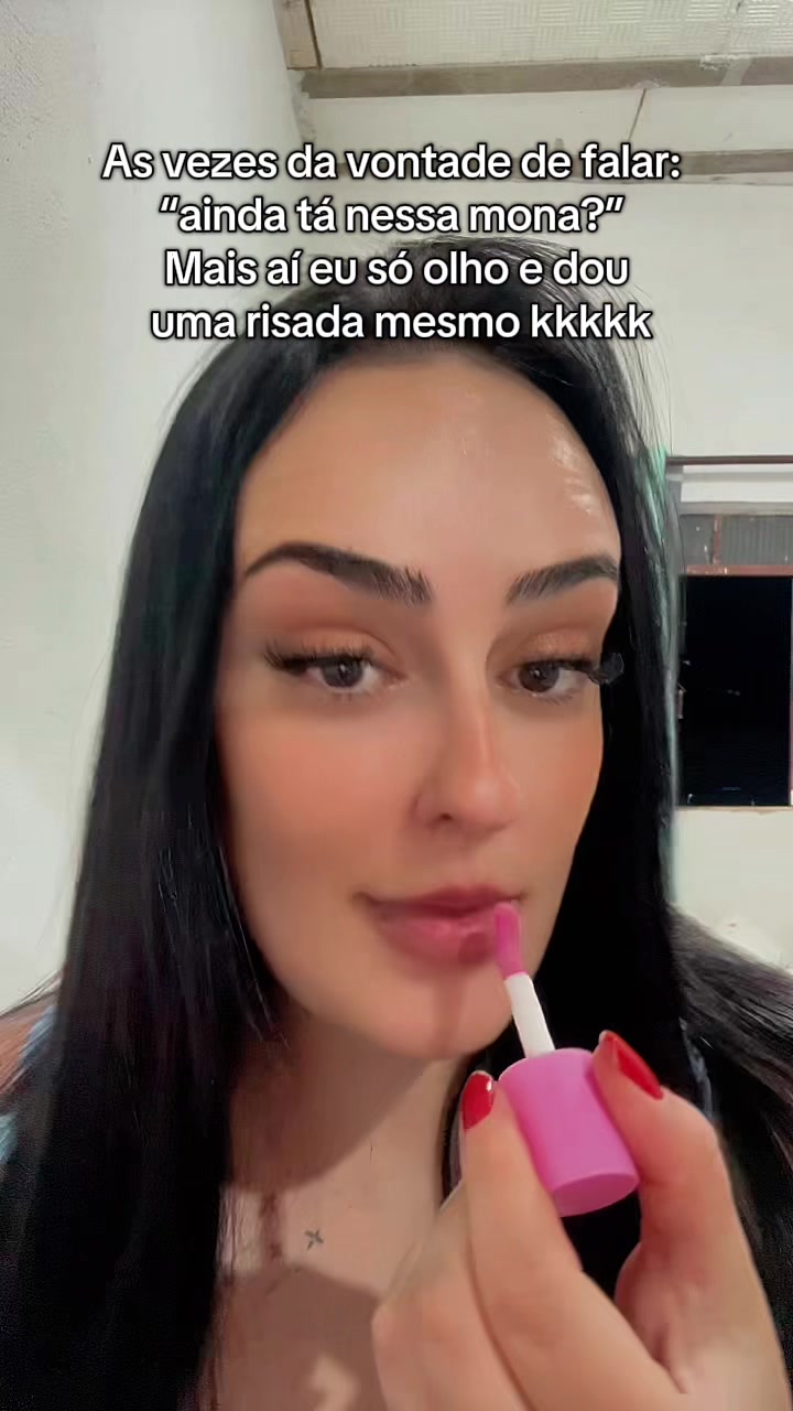 @Larinha 🌸