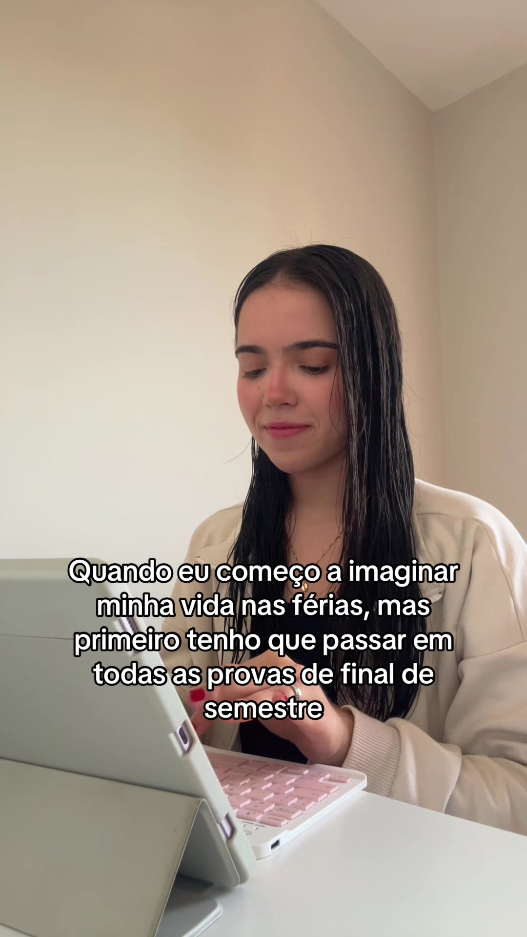 @LittleAna | Estudante de Psico