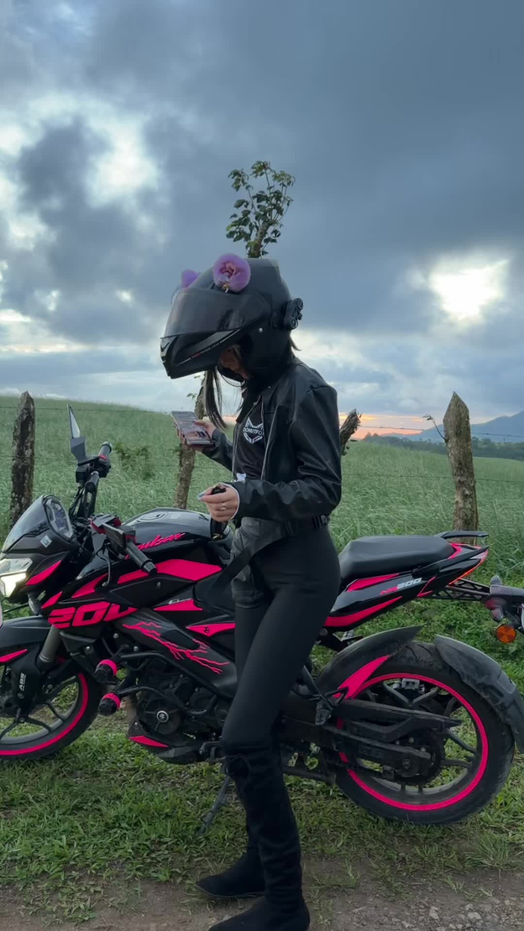 @🐦🔥𝔩𝔞 𝔅𝔞𝔯𝔟𝔦𝔢7🥷🏼⚡️