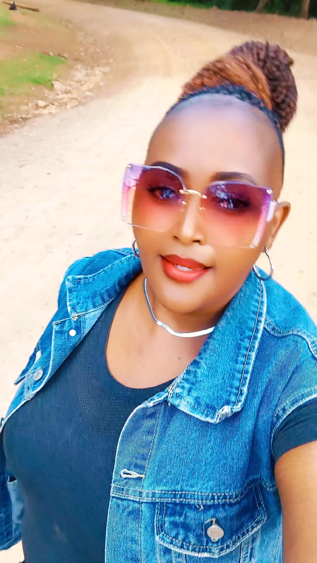 @𝗲𝘀𝘁𝗮_𝘁𝗵𝗲𝘀𝘁𝗮𝗿🎀🇰🇪
