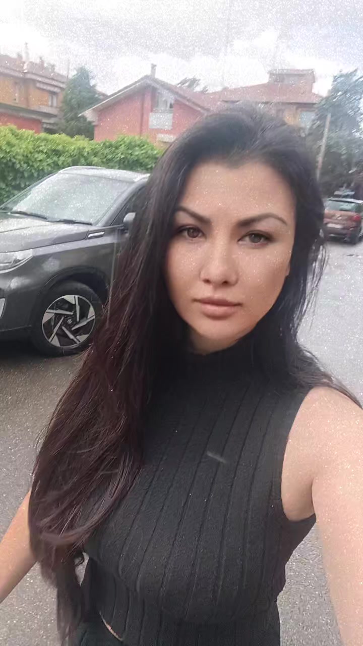@ViVi😈