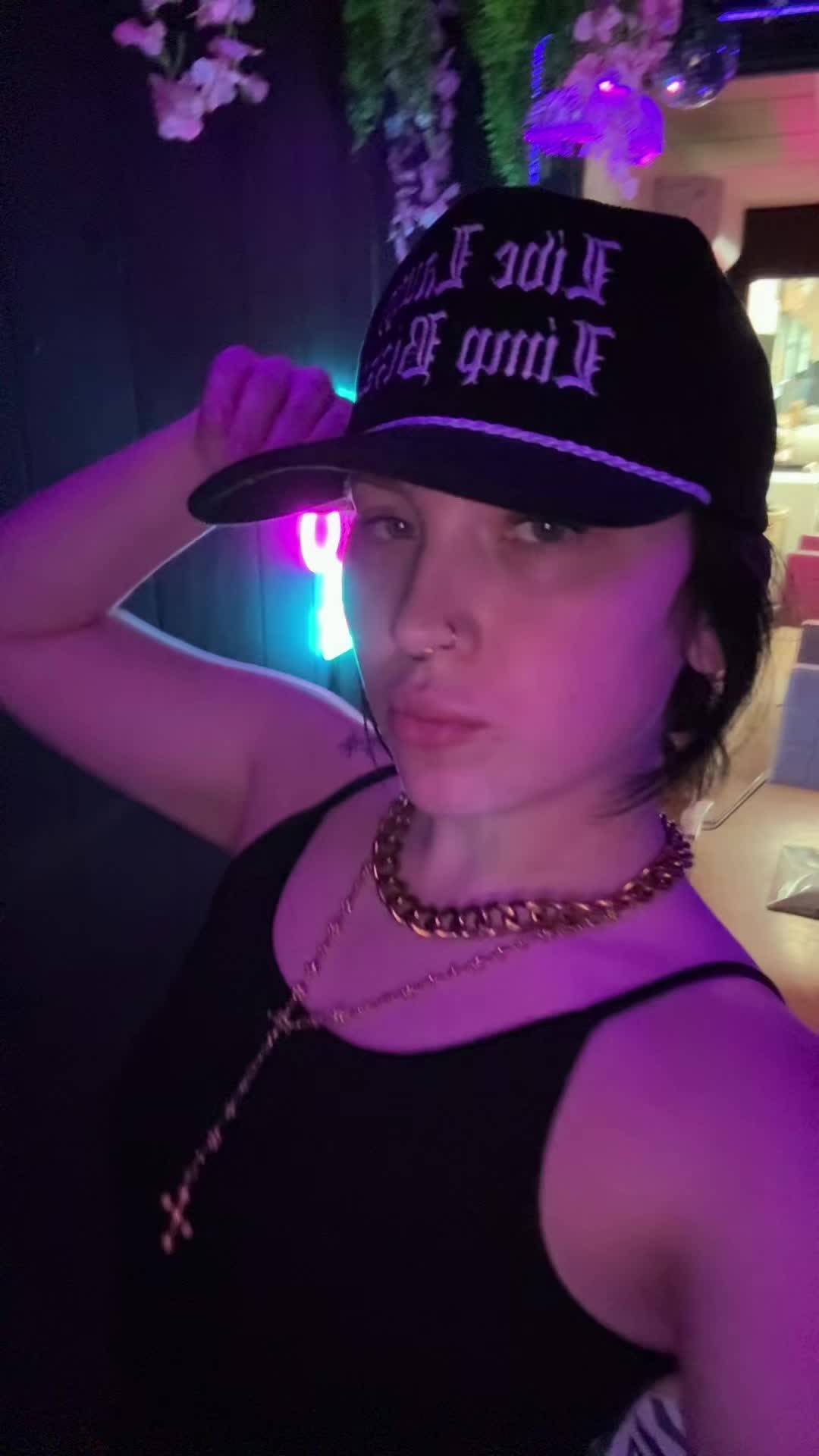 @meggg