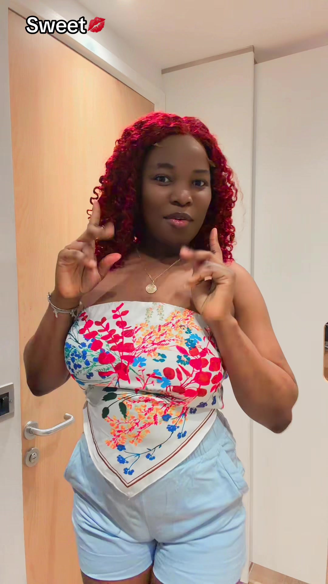 @IWALEWA🌺 DECEMBER 25 QUEEN