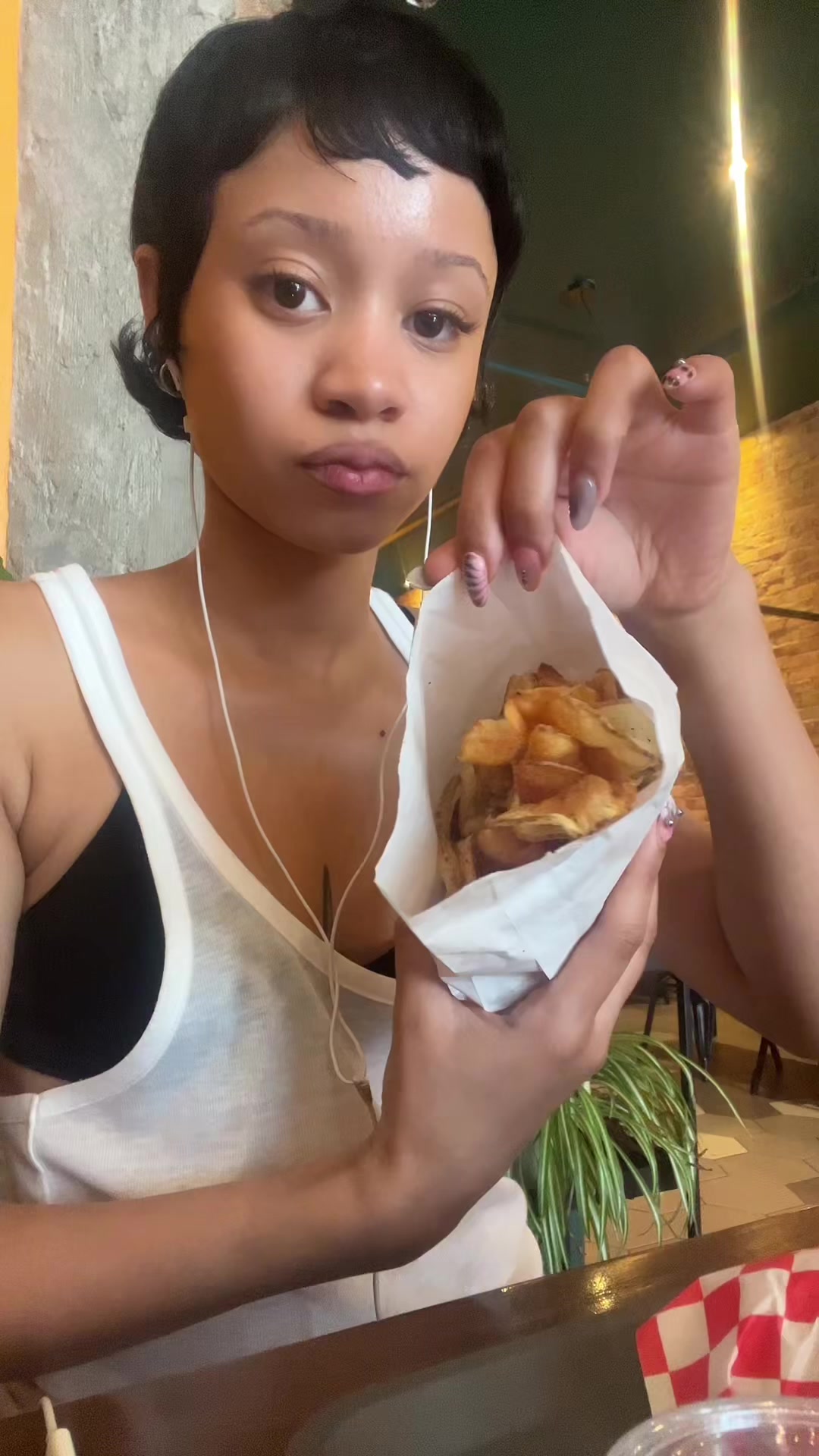 @Lyayb