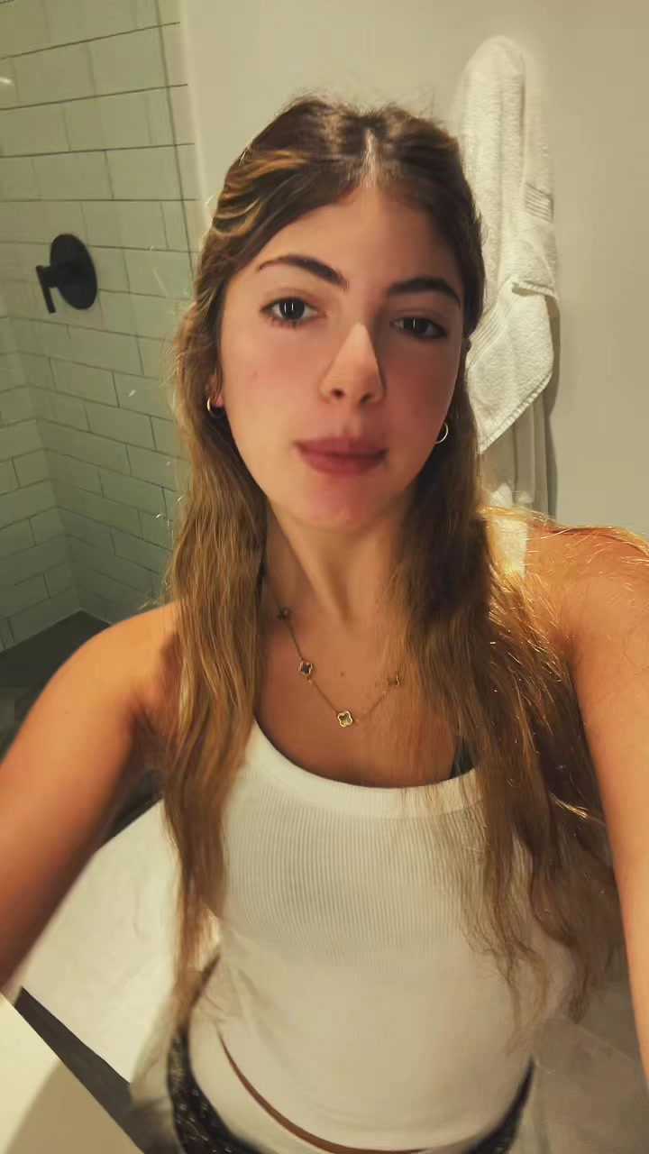 @daniella miz