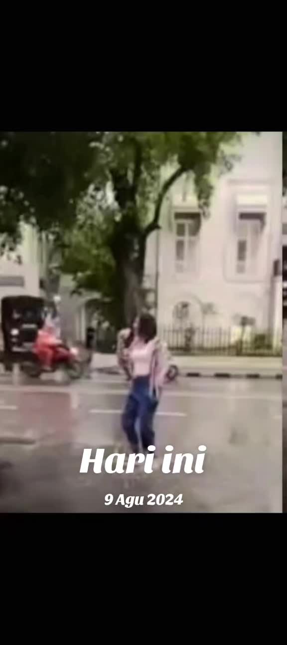 @Riaaa__