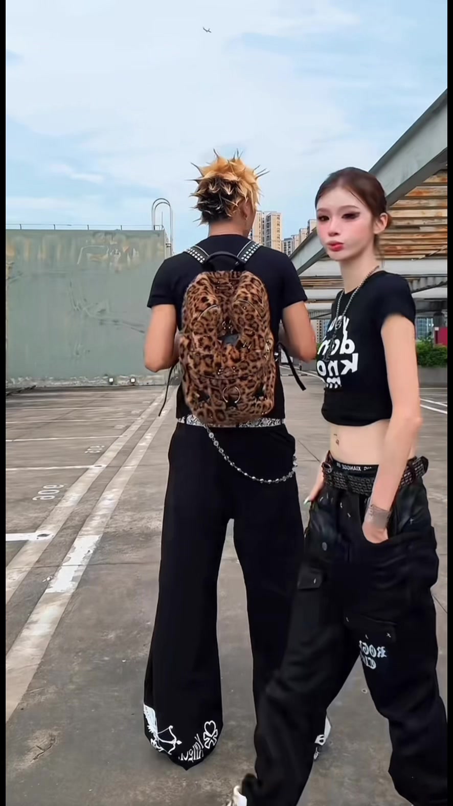 @๐จ๐ณ