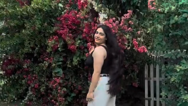 @👹Mehak Miro🫥