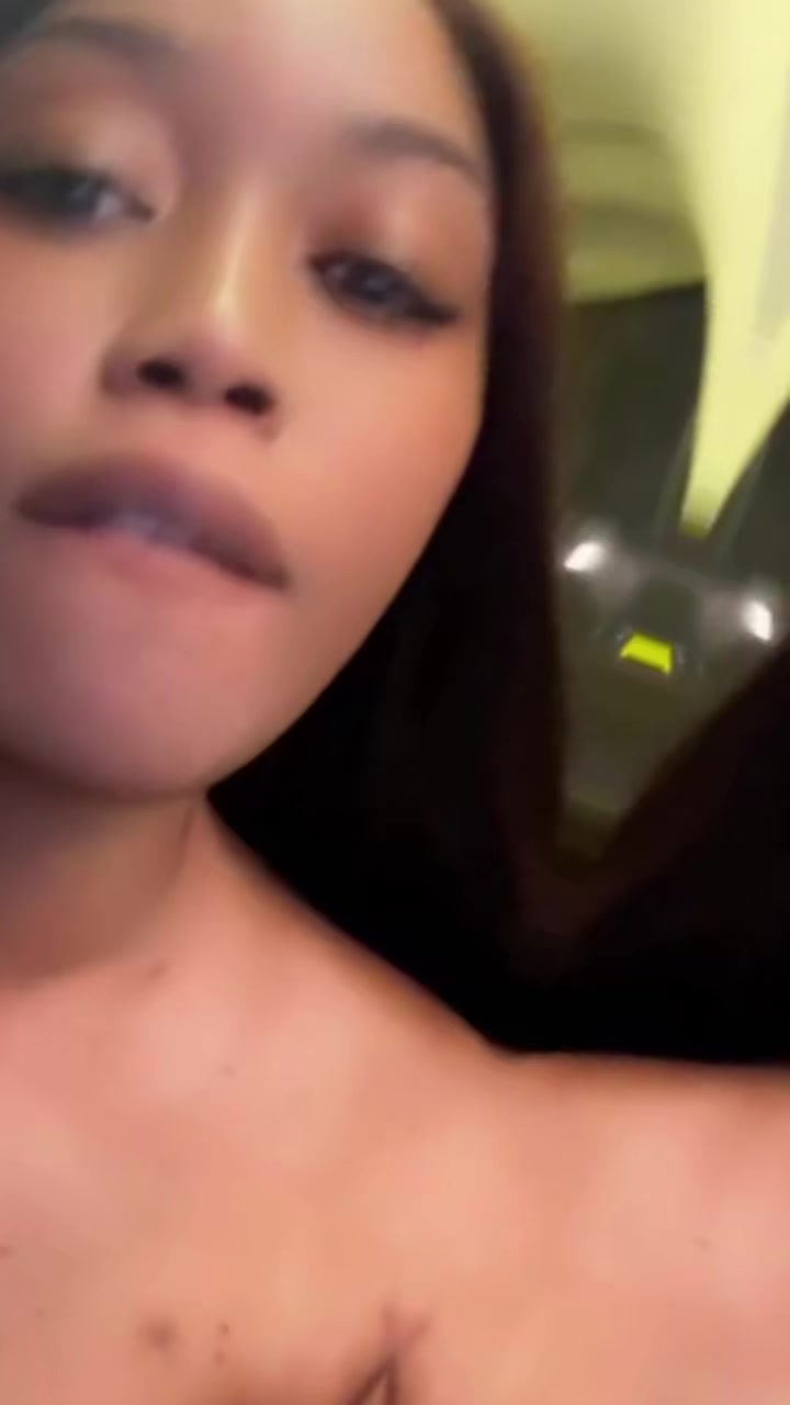 @Larrissa7