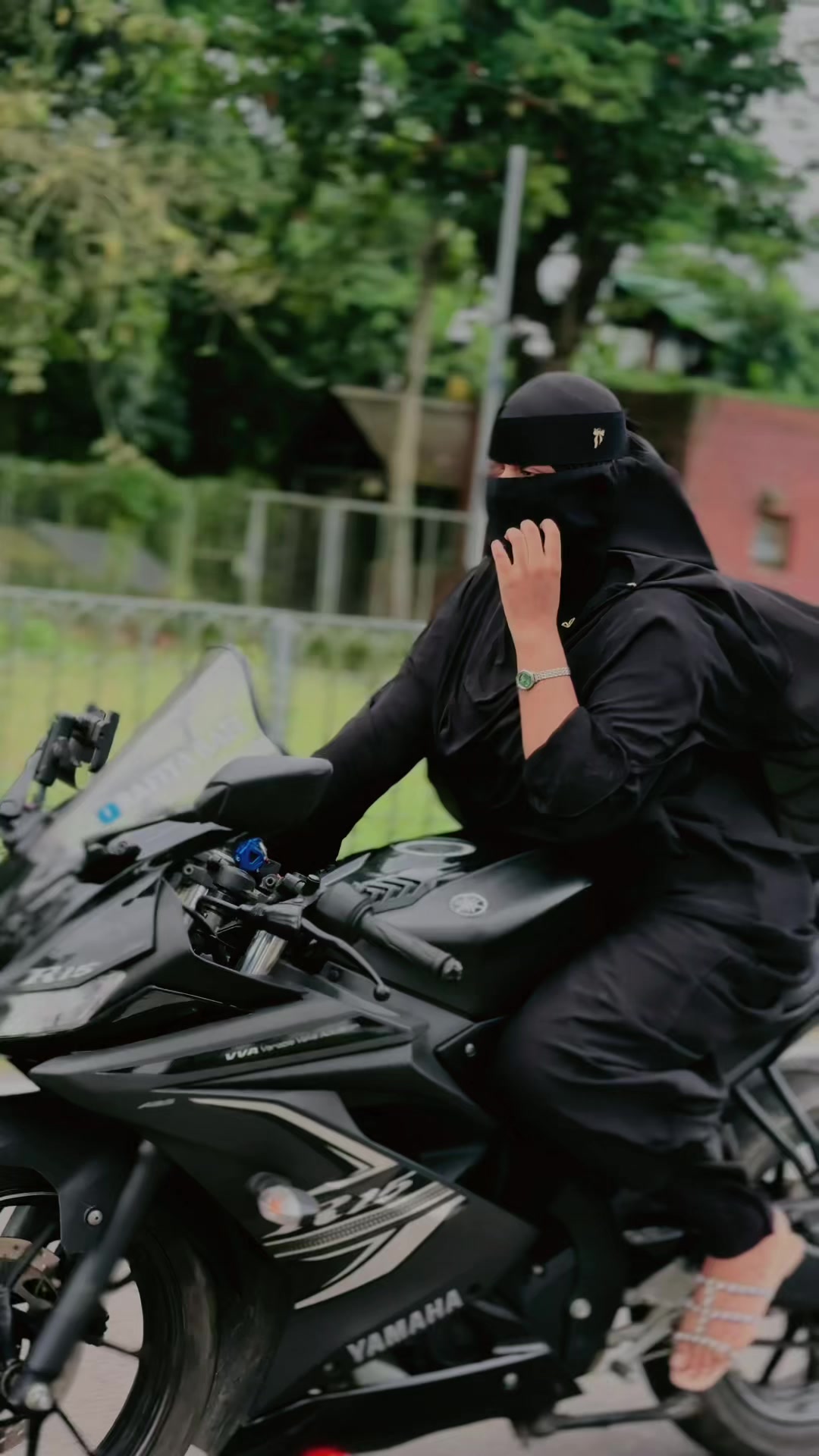 @Lady Biker Rafiya