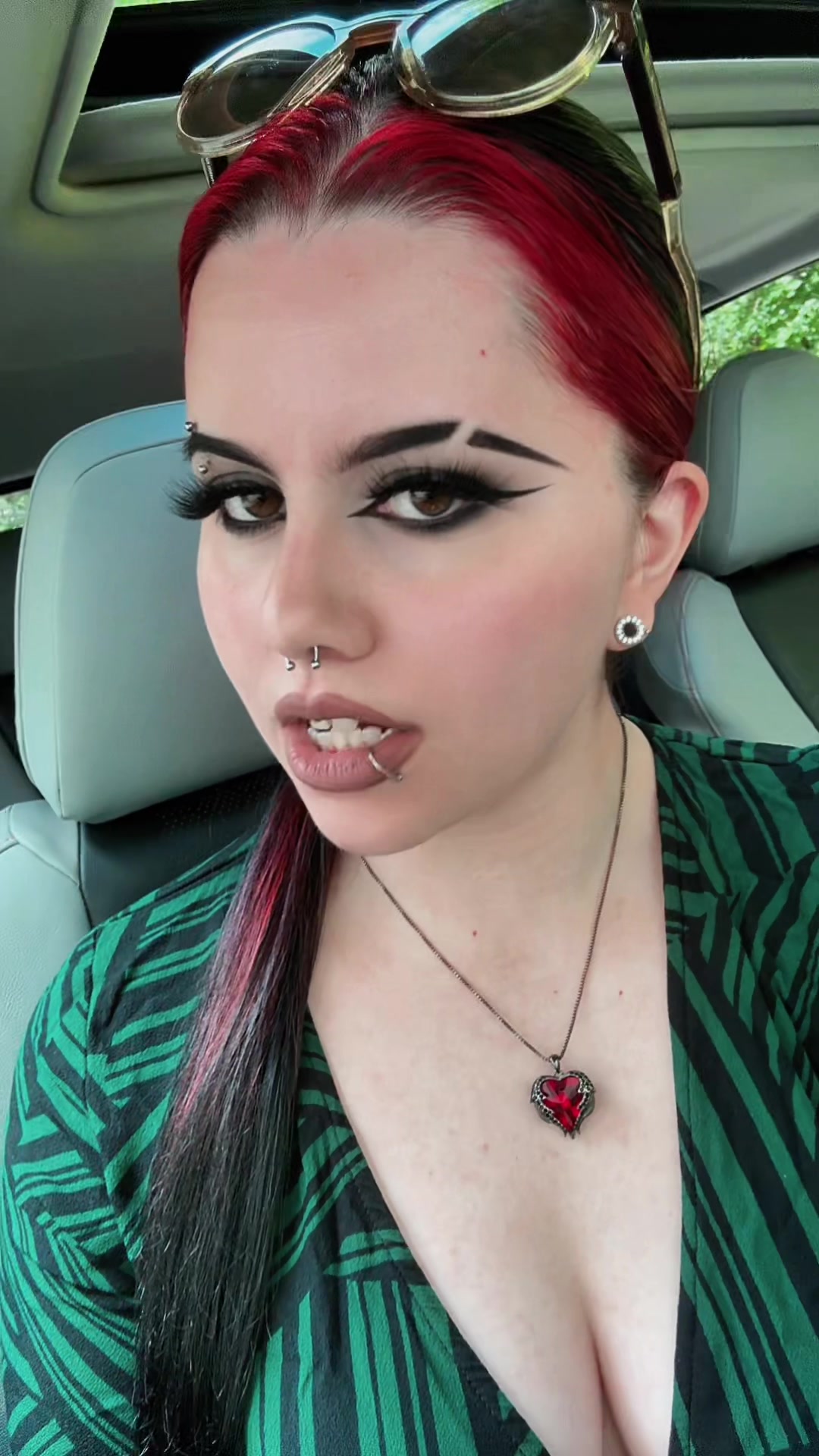 @𖤐 𝖁𝖆𝖒𝖕𝖎𝖗𝖊𝖘𝖘 𖤐