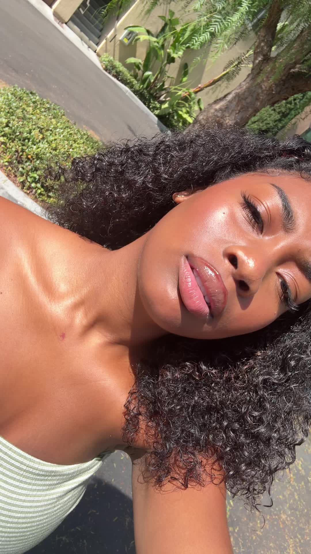@AliceB