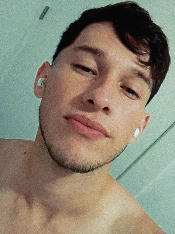 @Nelson.F.Maidana.