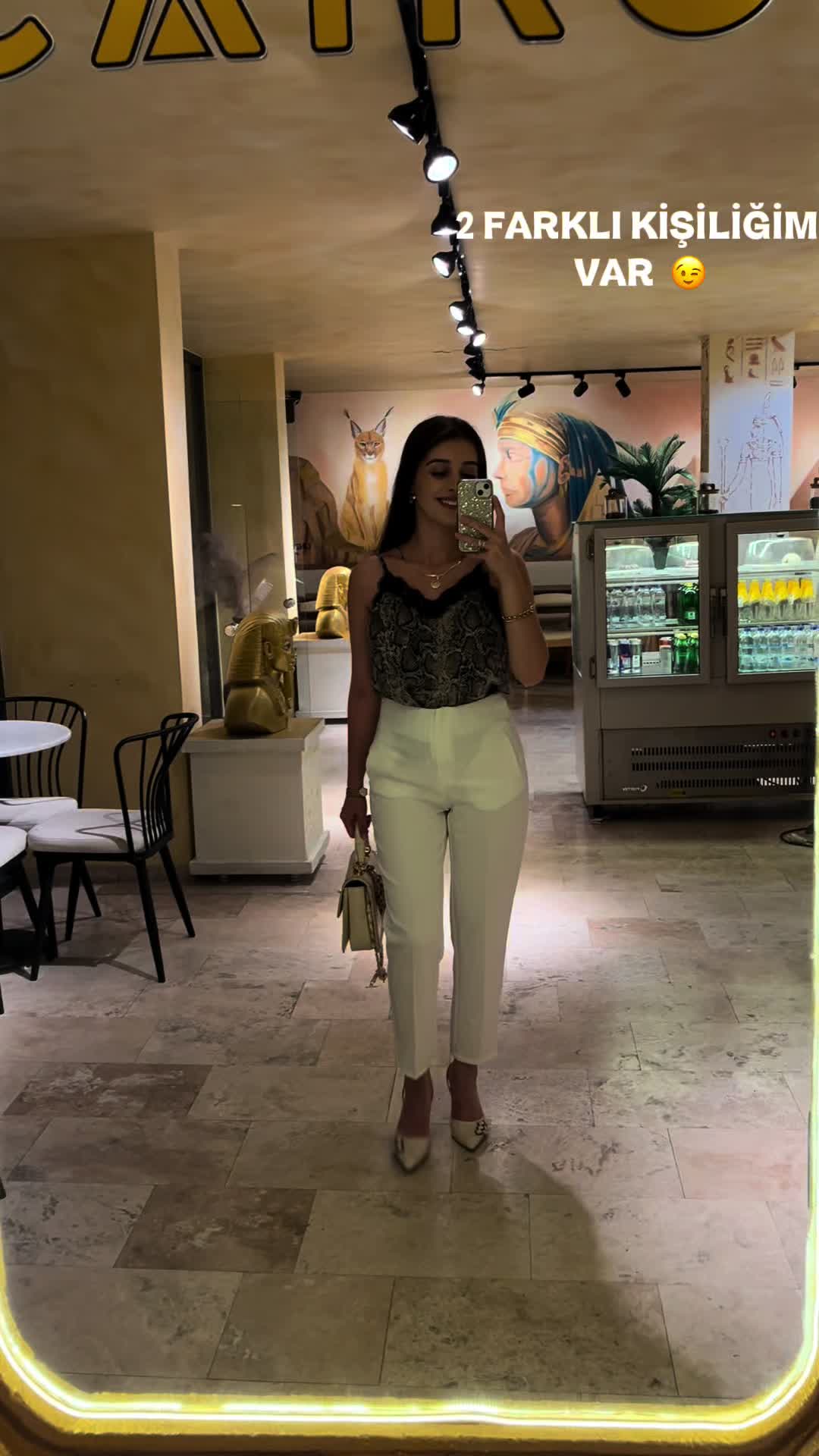 @Gamze Özarı