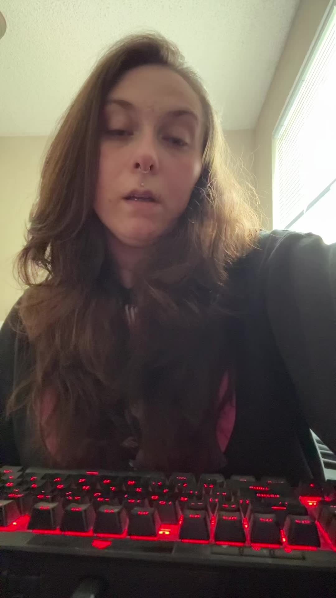 @Jaybee