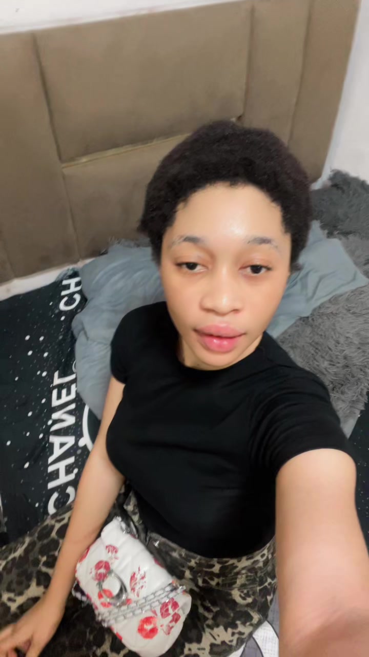 @FARIDA🤍🎀._