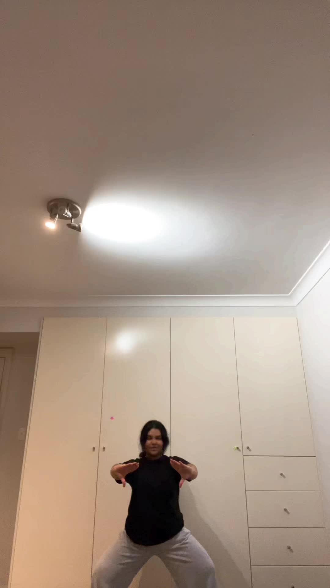@Asiii_H