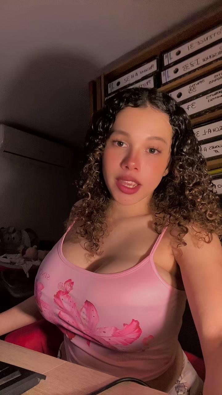 @Sarai_Pineda_17
