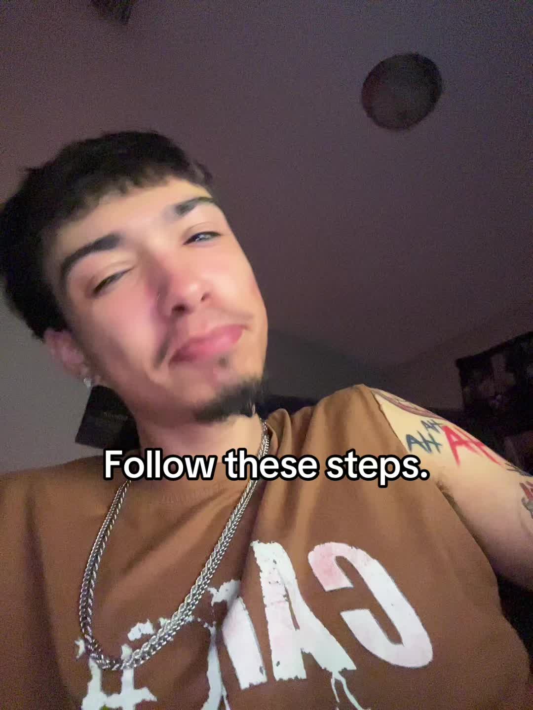 @￼