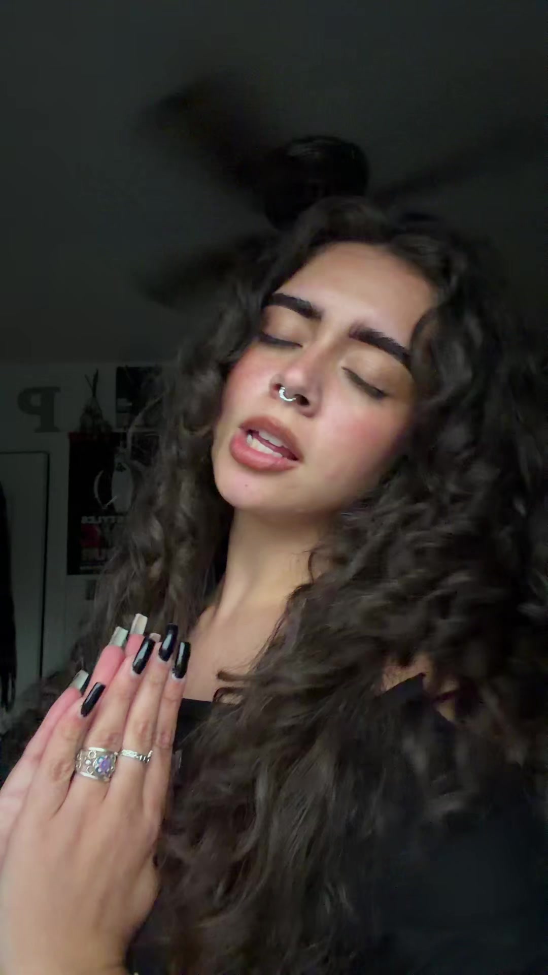 @Paulaaaa