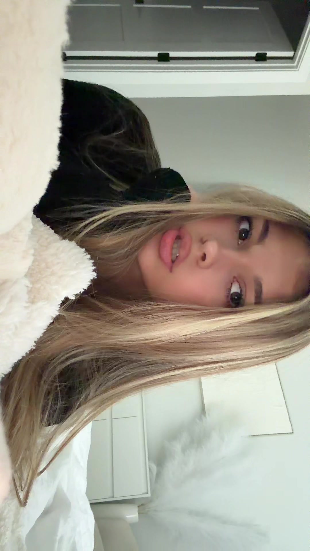 @ми.