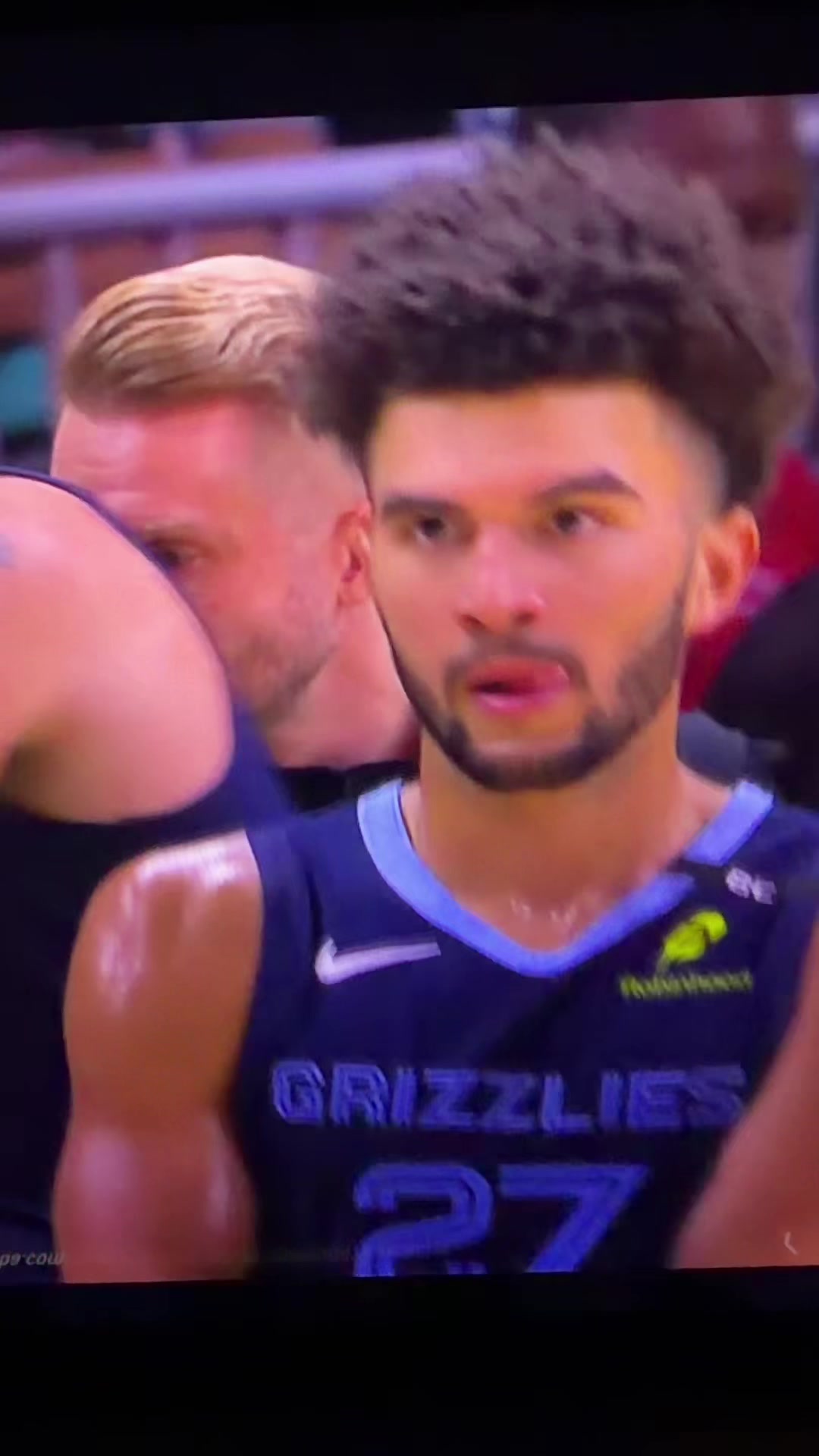 @armanibuckets
