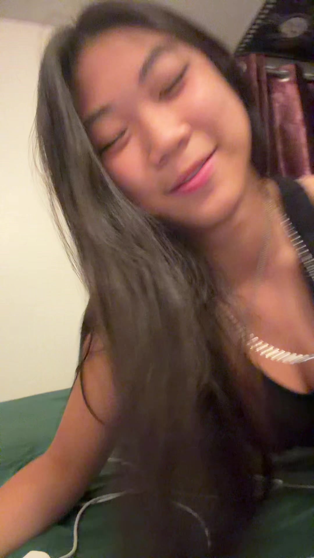 @sophur_