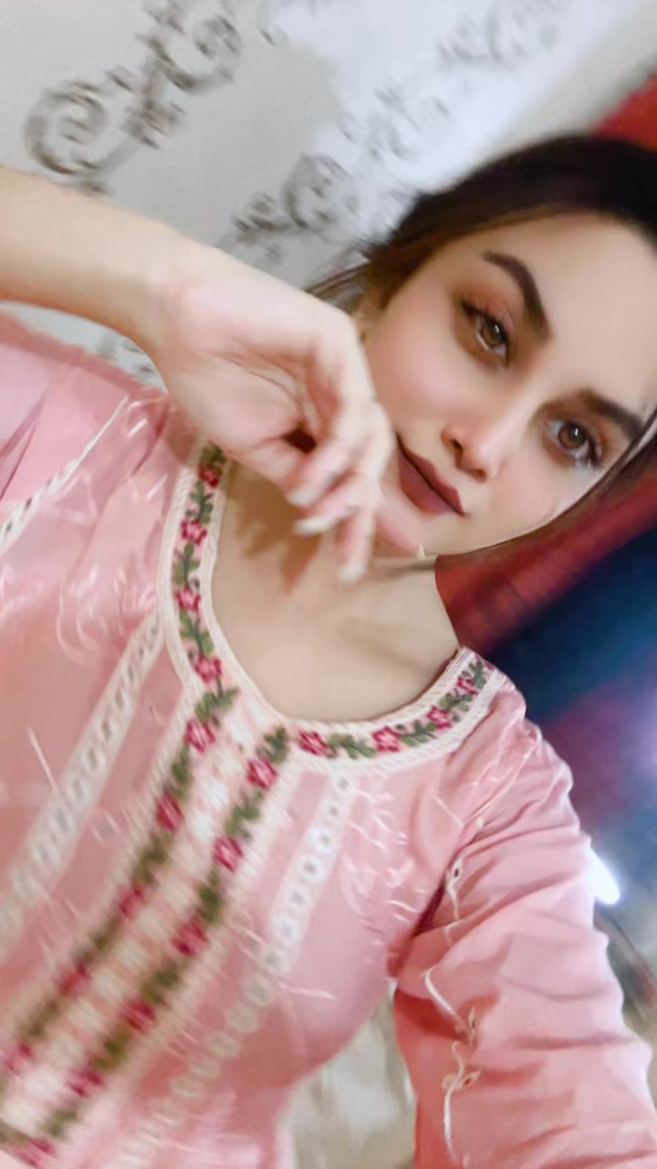 @Emaan🕊️✨