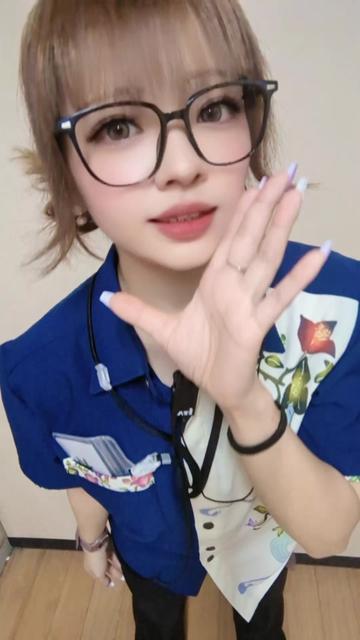 @れなれな