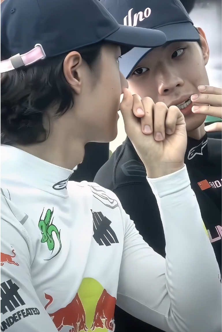 @𝑭𝒆𝒓𝒏❤︎︎王一博•𝒀𝑰𝑩𝑶 𝟖𝟓💚