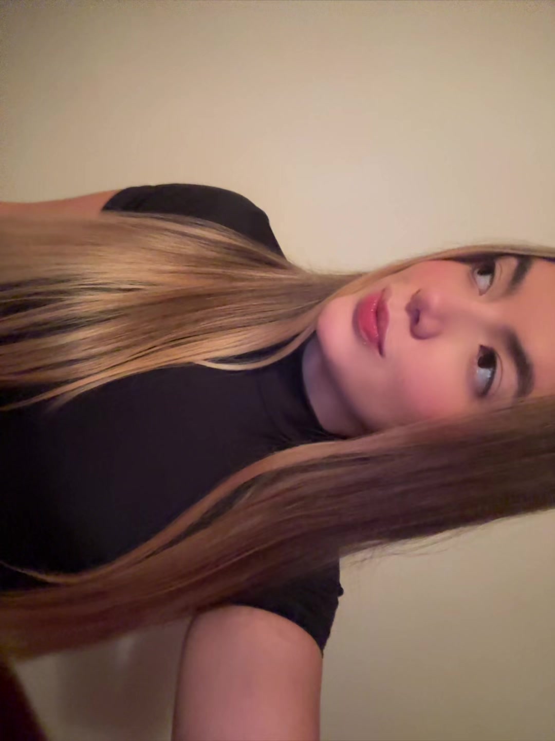 @Oriana Valentina