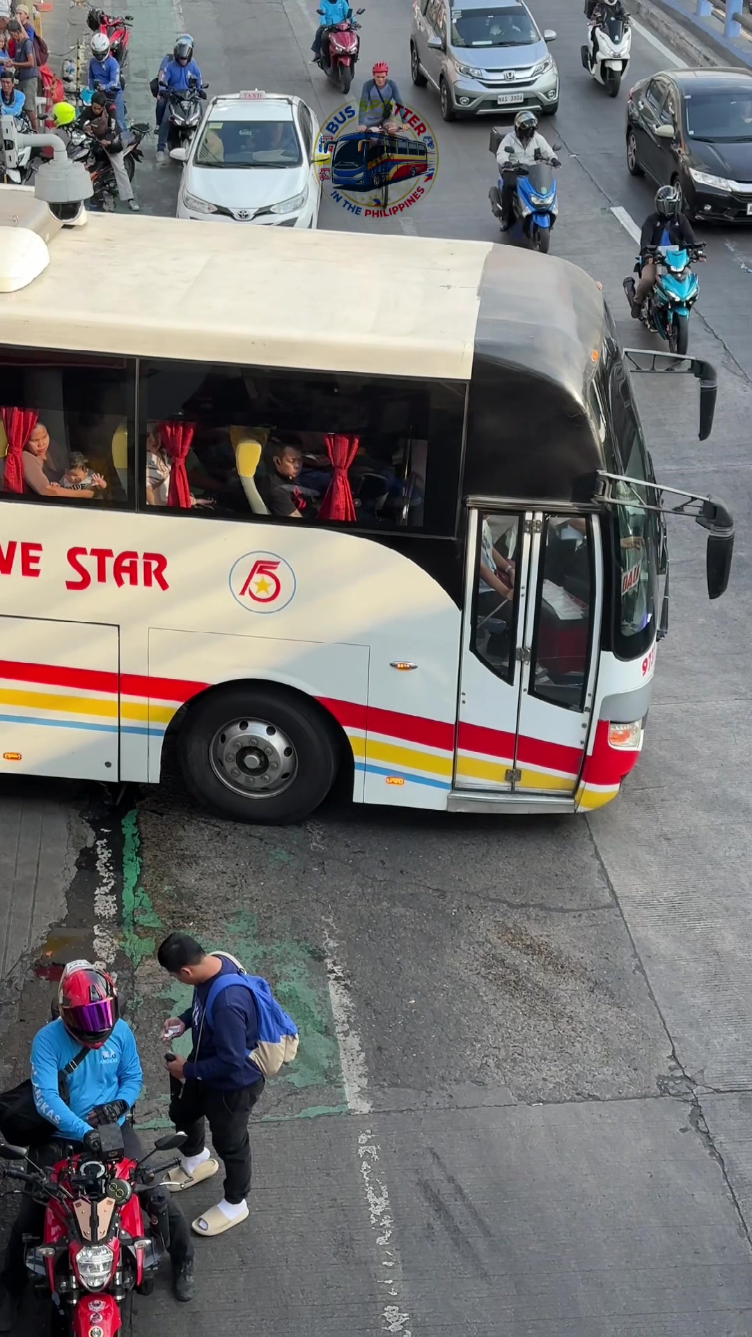 @Bus Spotter ln The Philipines