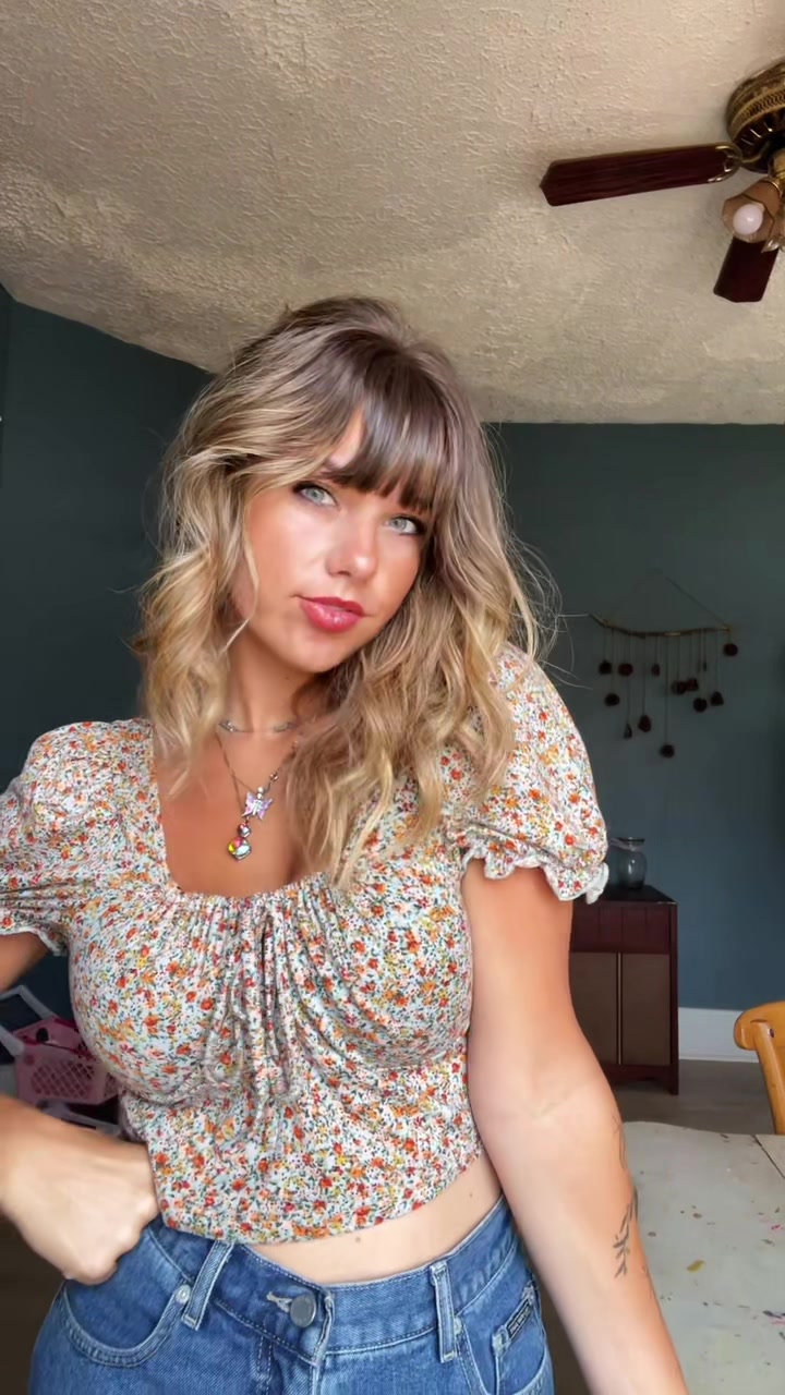 @Kelsie Callaway🦋🌞🌼✨🧡