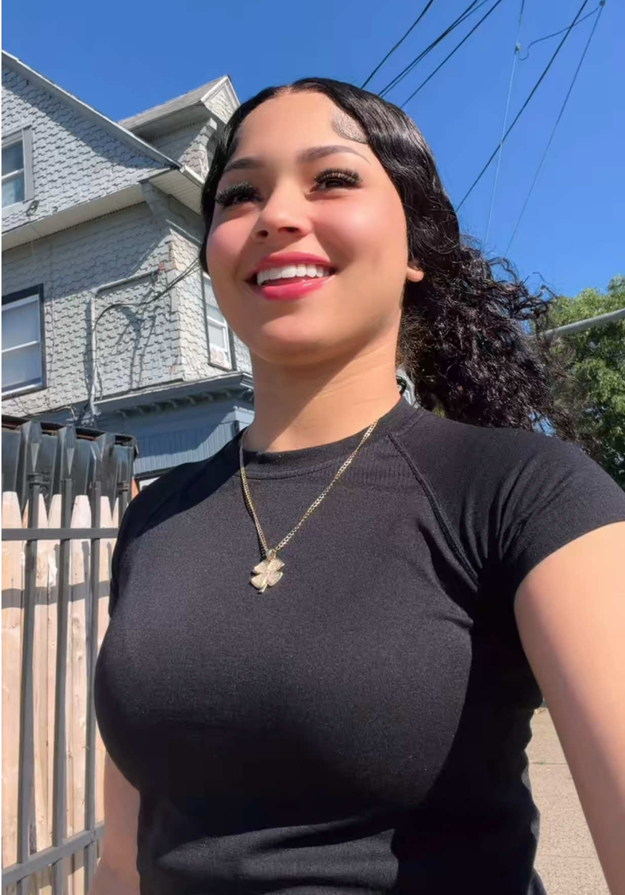 @Edee_elisaa