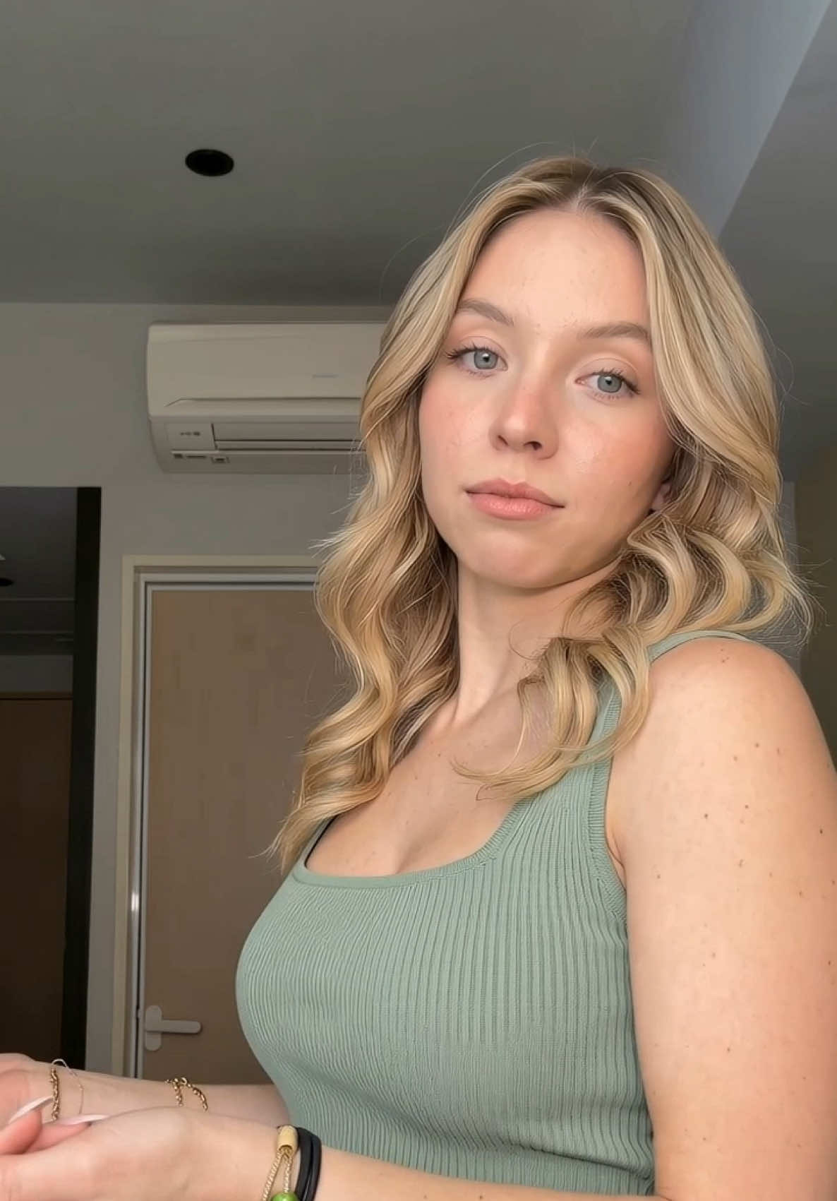 @Sienna Vane