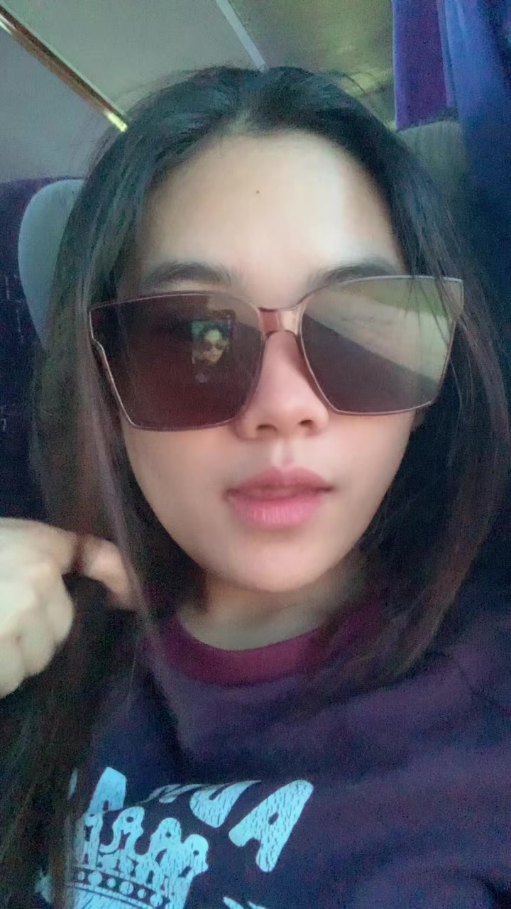 @🦋