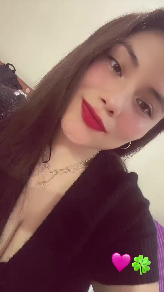 @★ojitos🩷★