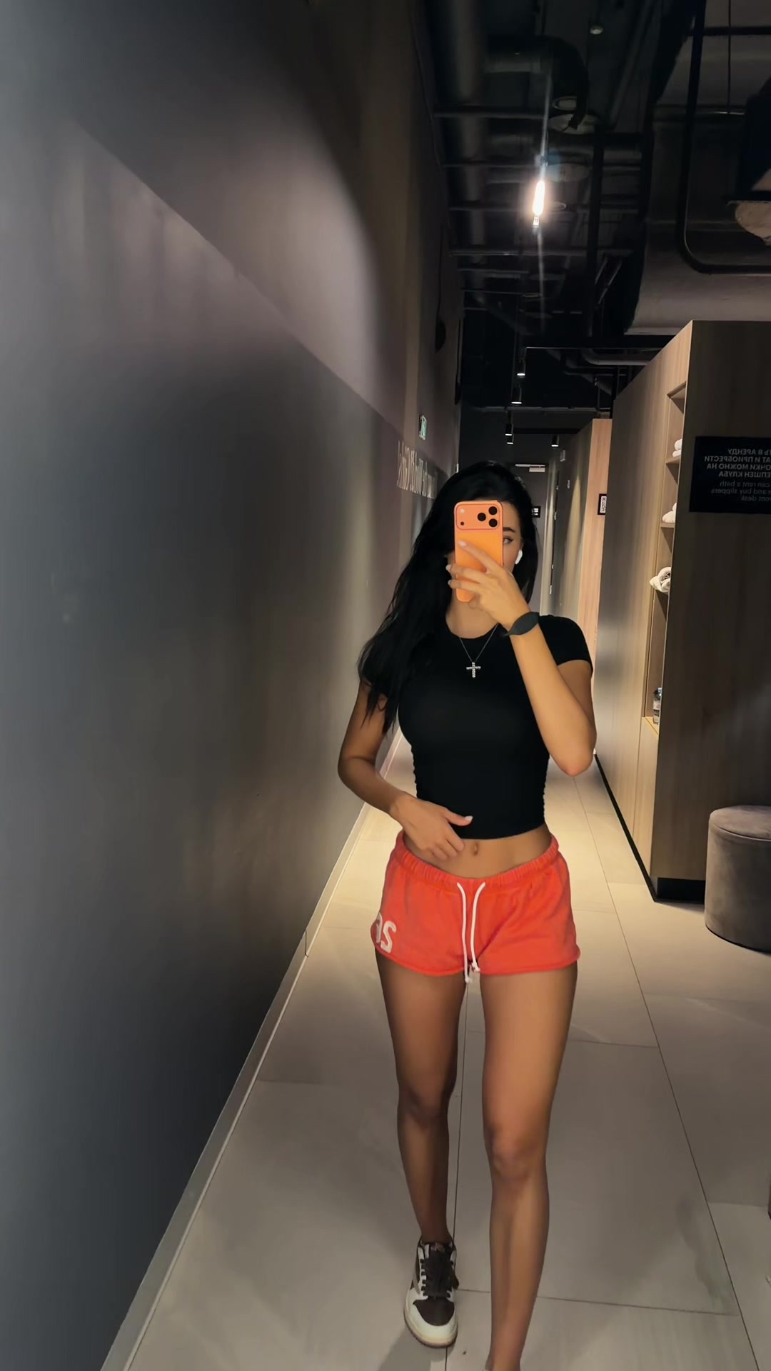 @Katee_v_