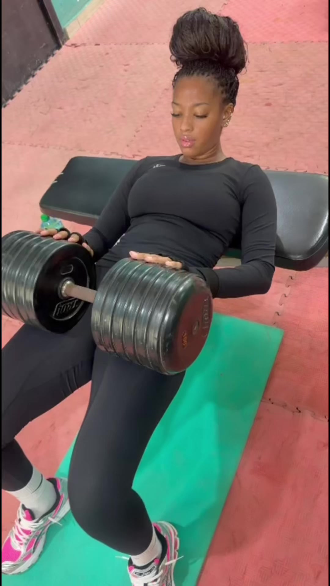 @coachmomombfitness