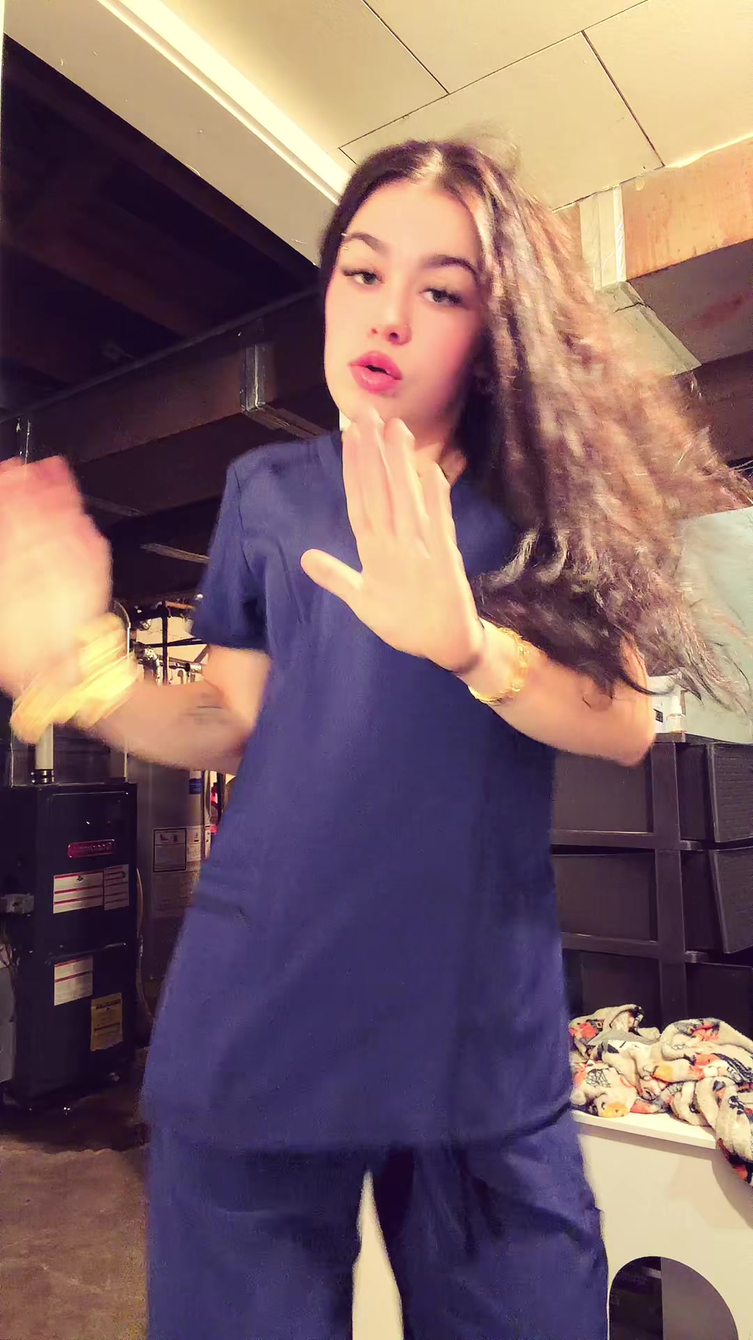 @theyluvv_taylor_01