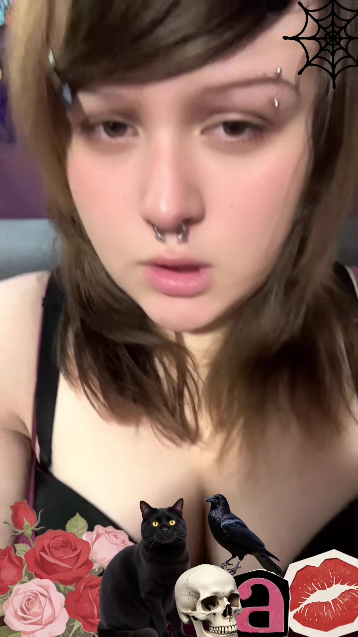 @angel🧟♀️