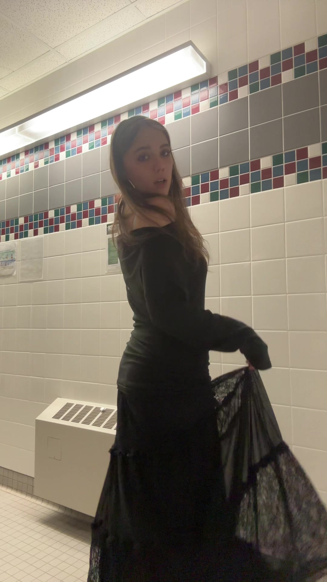 @ellieerosemaryy