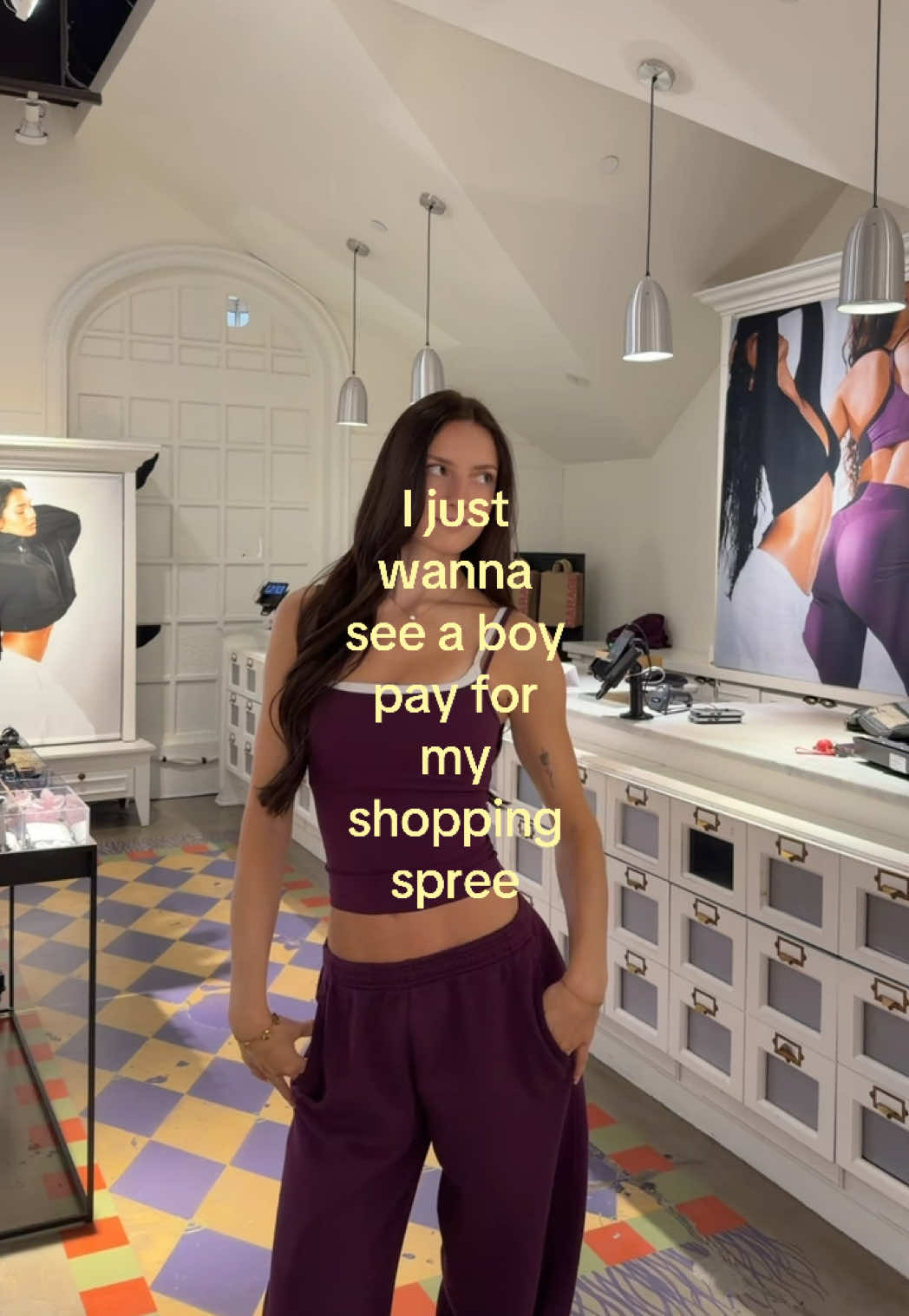 @_alexisbez