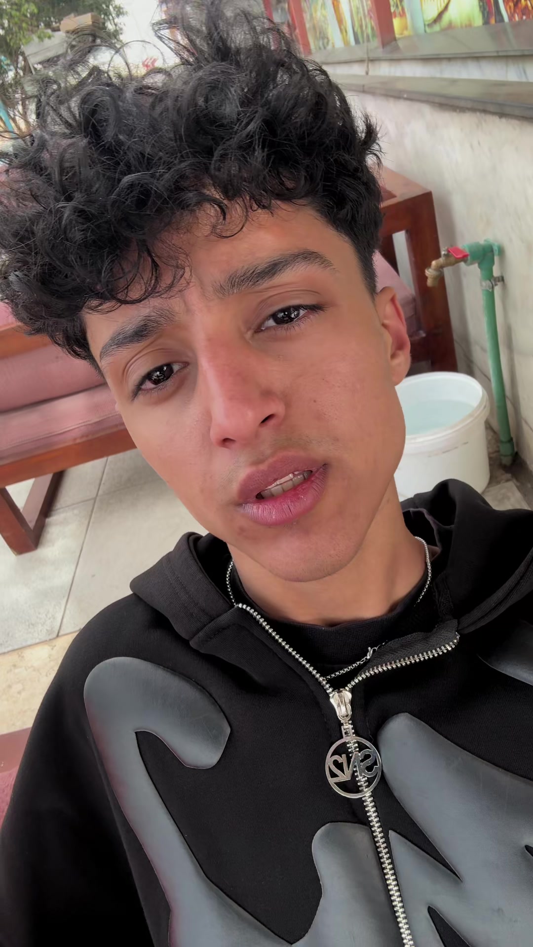 @𝟗𝟗