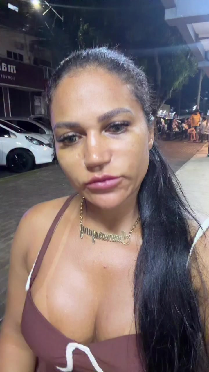 @larazsouzafc