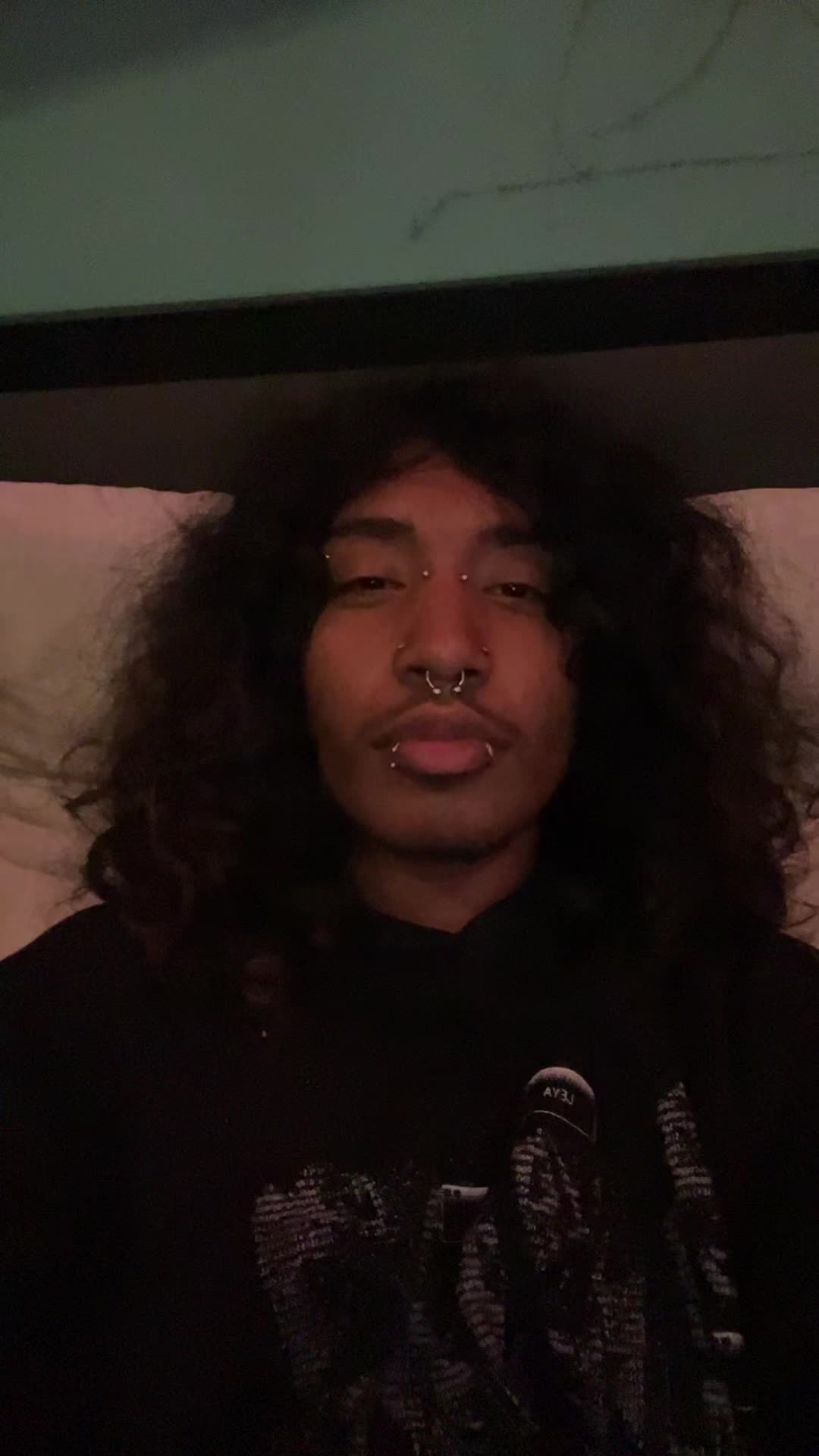 @nik 🎀