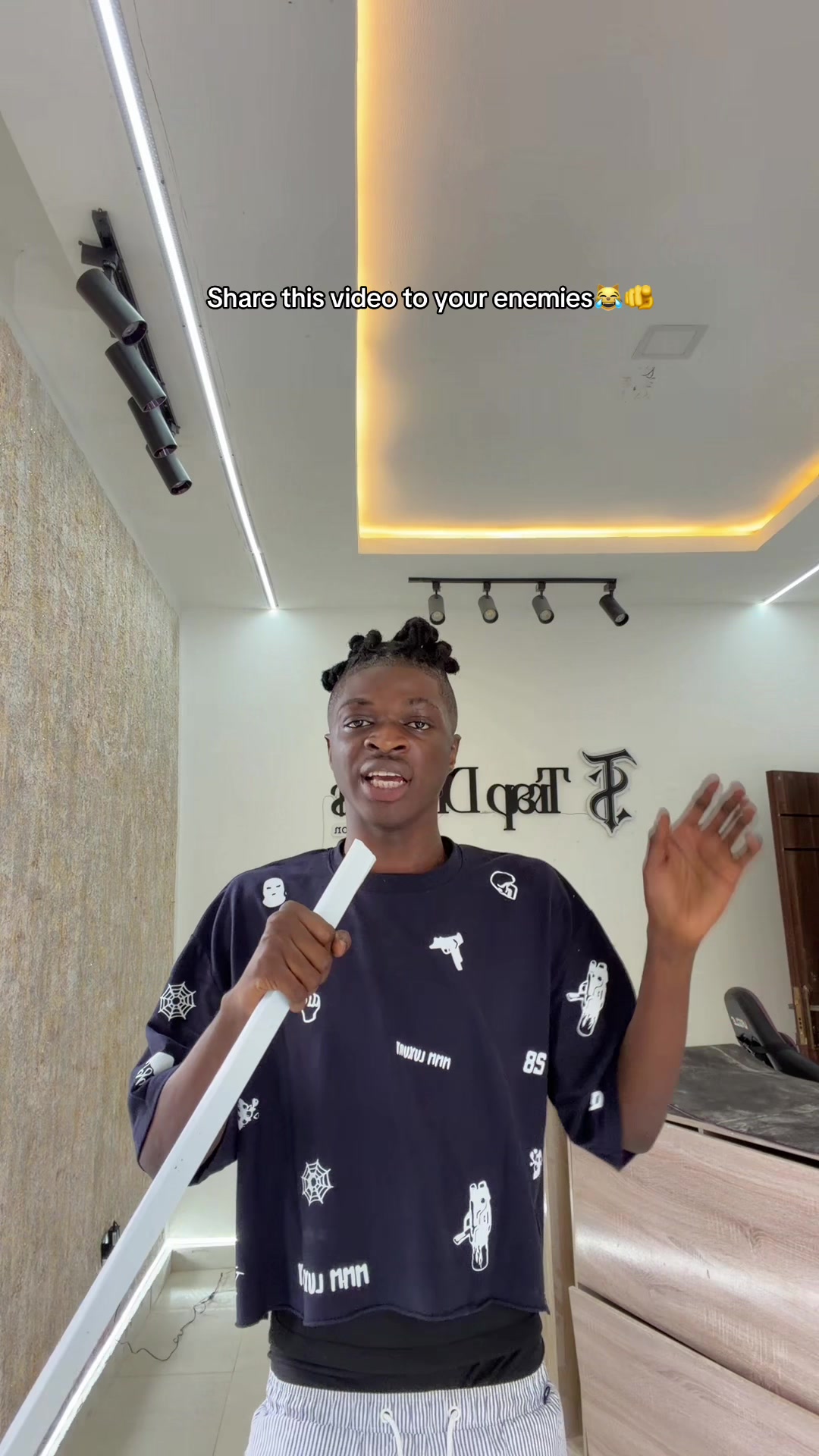@𝐀𝐁𝐀𝐘𝐀