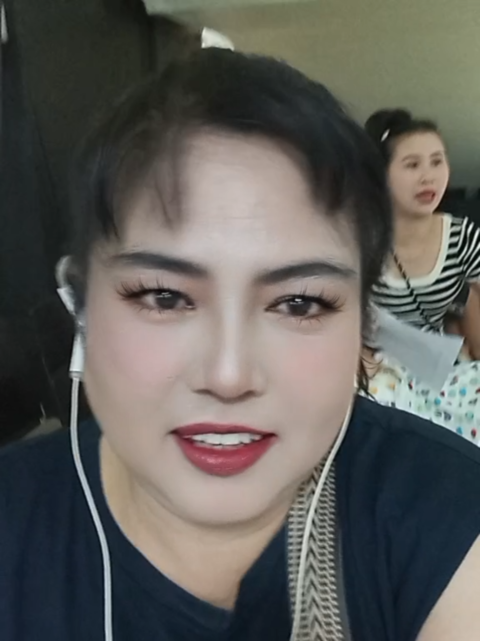 @เมย์ สายบันเทิง